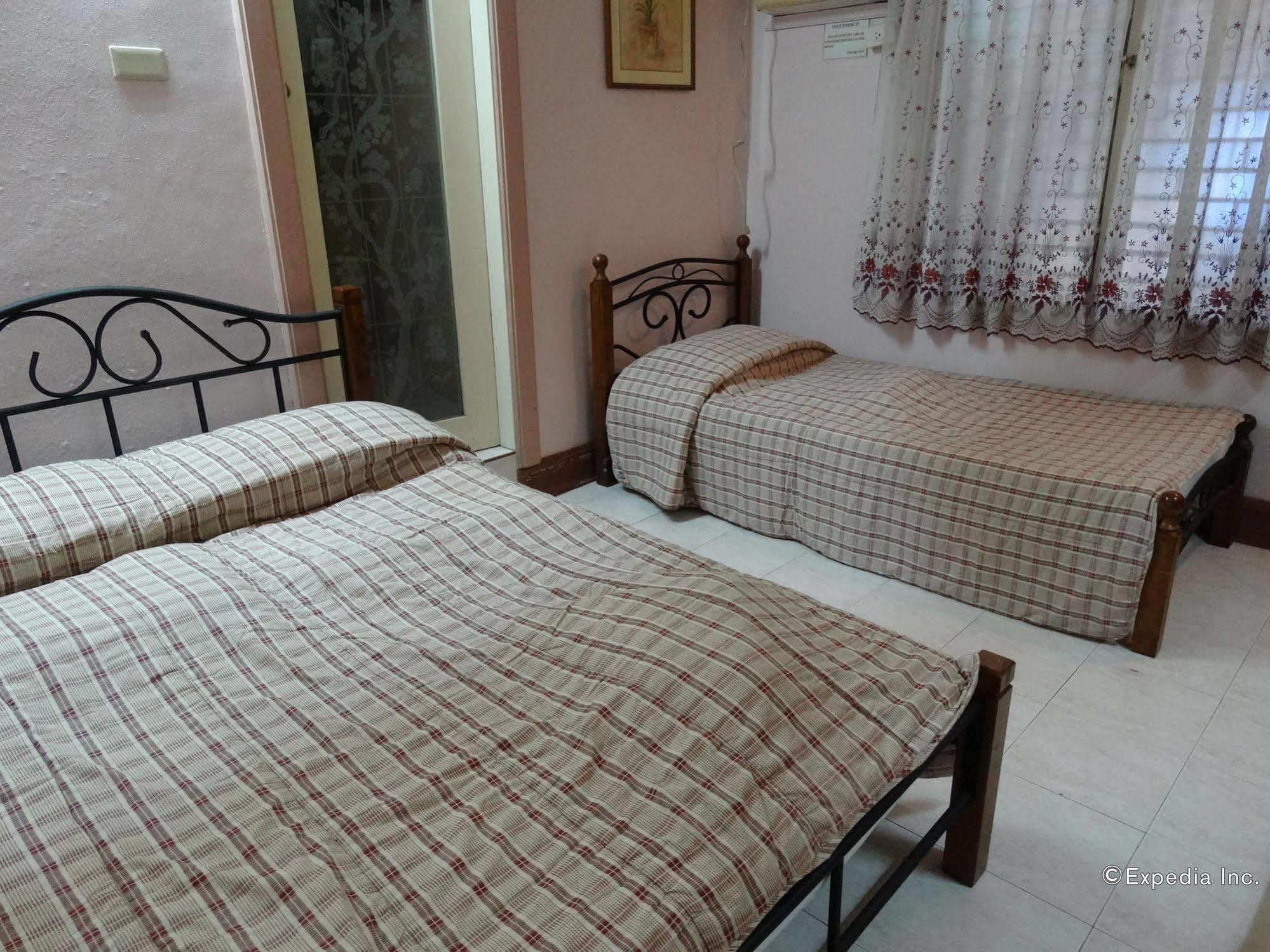Casa Ruby Pension House Davao Ngoại thất bức ảnh
