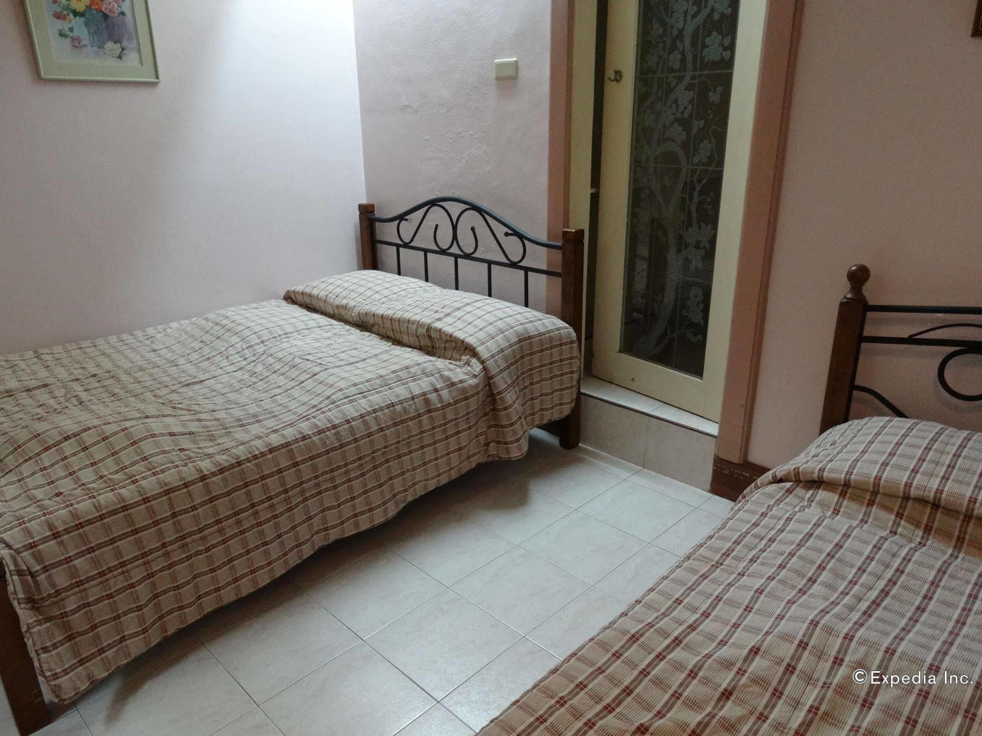 Casa Ruby Pension House Davao Ngoại thất bức ảnh